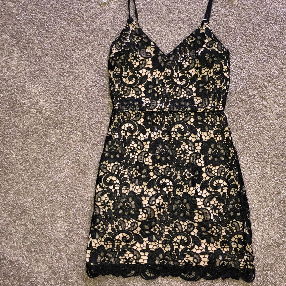 Express Lace dress